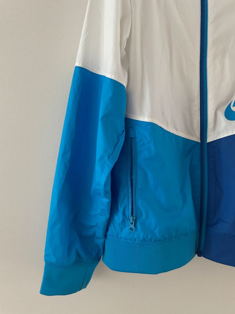 나이키키즈 바람막이 L사이즈--1