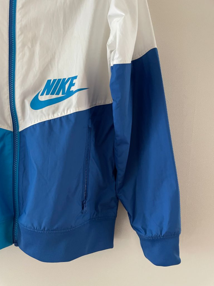 나이키키즈 바람막이 L사이즈--2