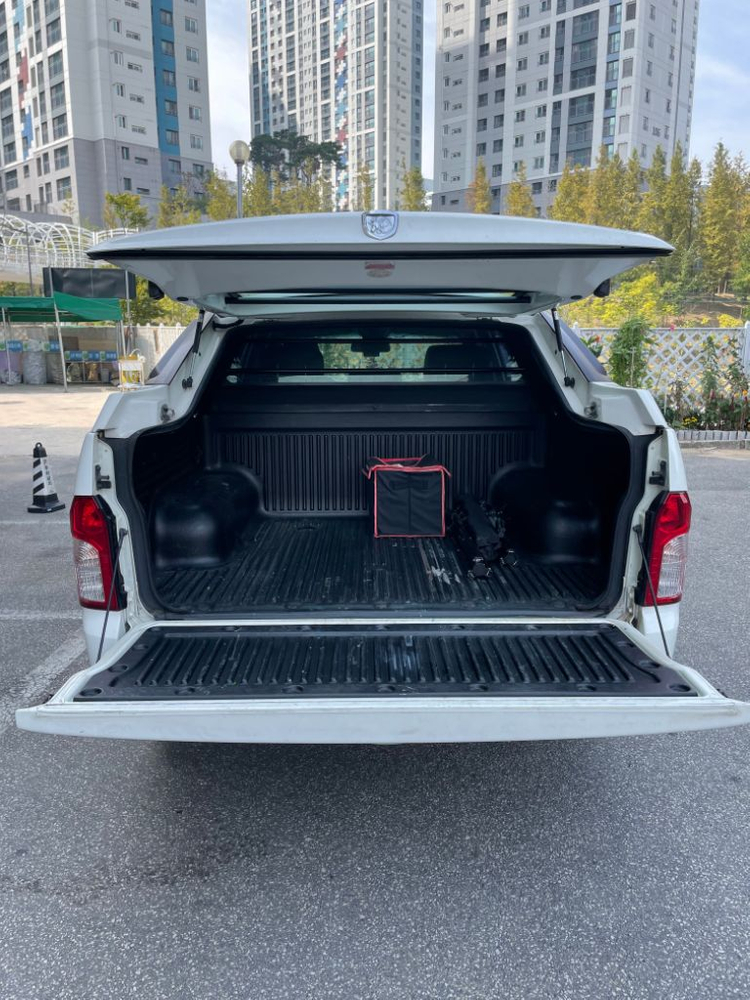 코란도 스포츠 14년식 4륜 팝니다--5