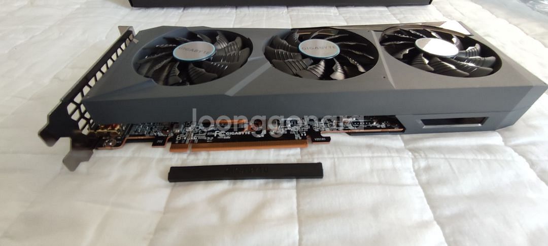 기가바이트 6600xt 이글 gigabyte--4