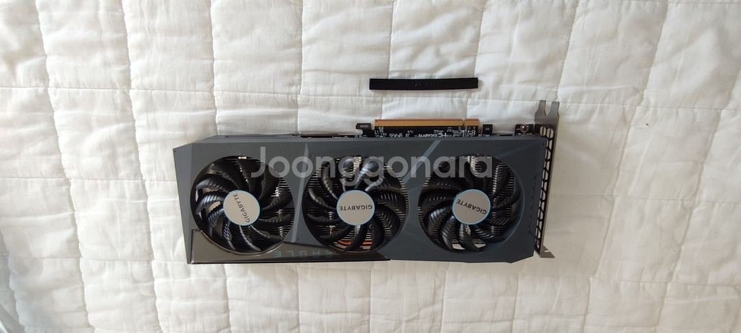 기가바이트 6600xt 이글 gigabyte--9