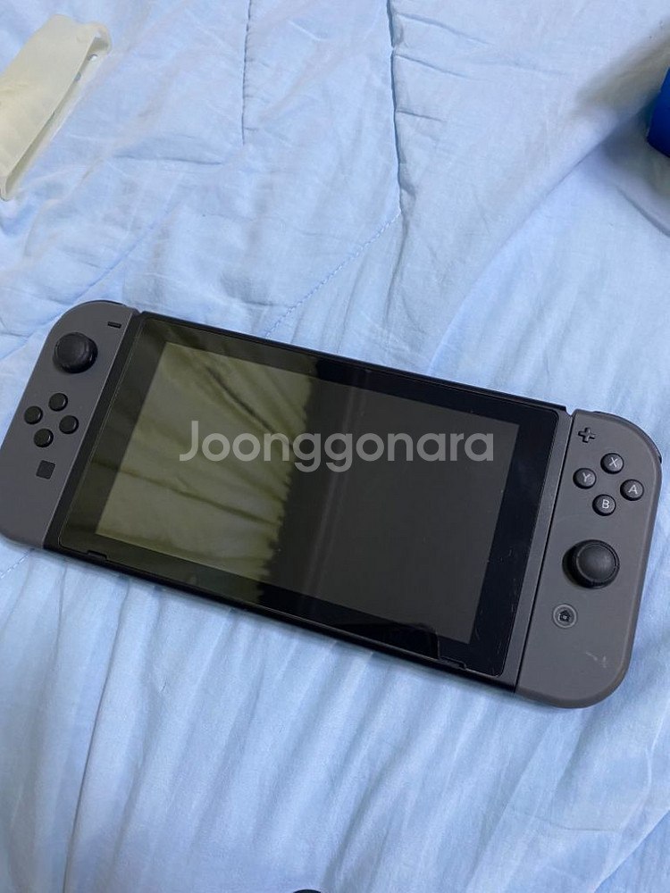 스위치 본체+조이스틱+동숲 게임칩만 팔아요~--3