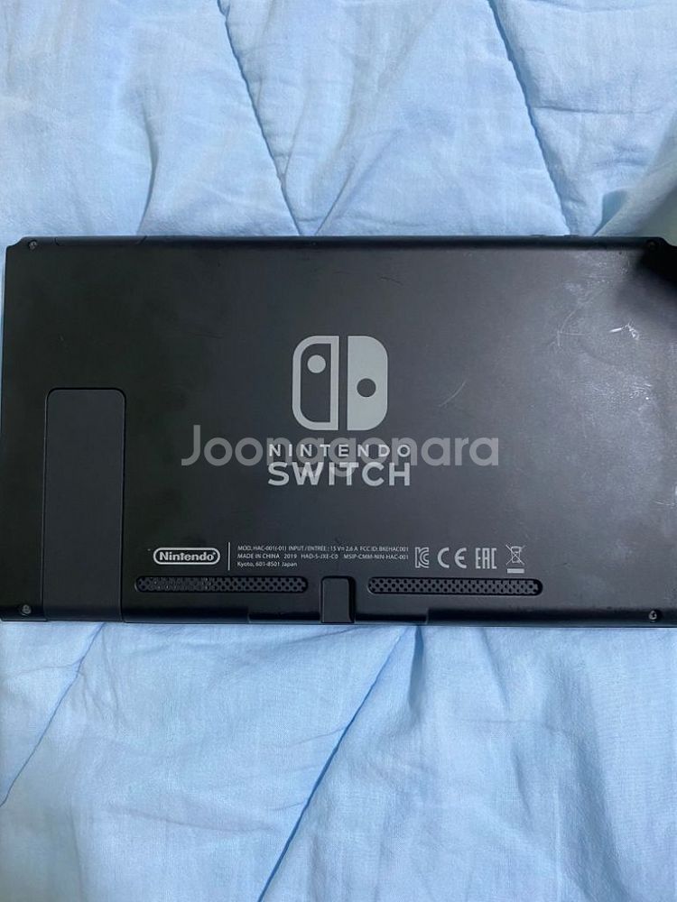 스위치 본체+조이스틱+동숲 게임칩만 팔아요~--1