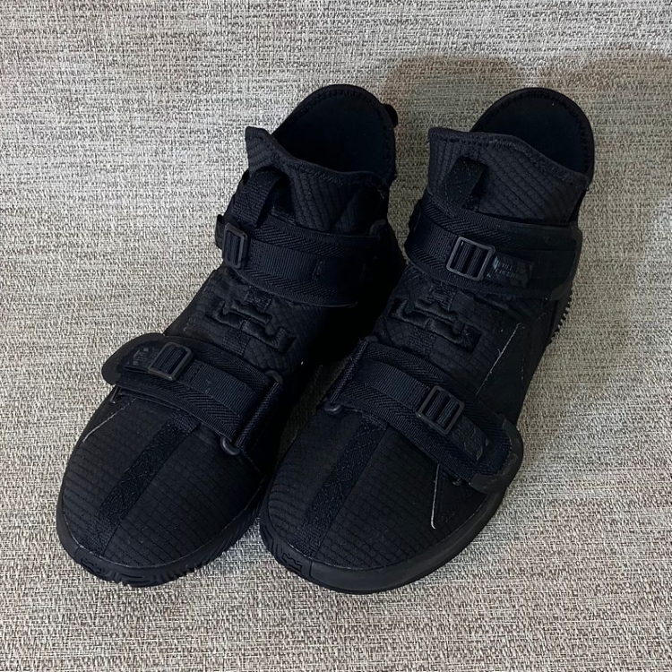 [남자 270]나이키 농구화 르브론 솔져 13 SFG 이미지