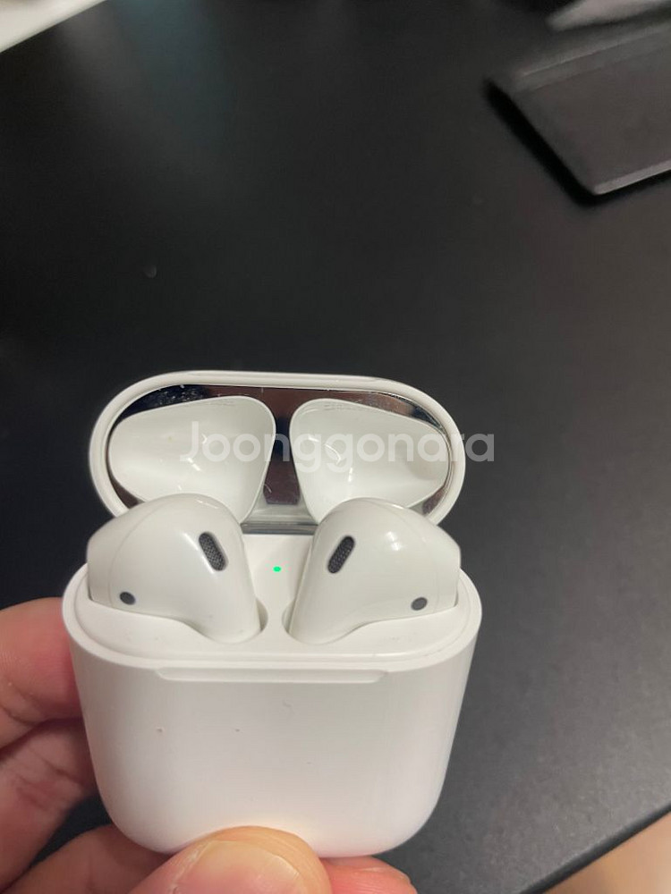 에어팟 2세대 판매합니다.--0