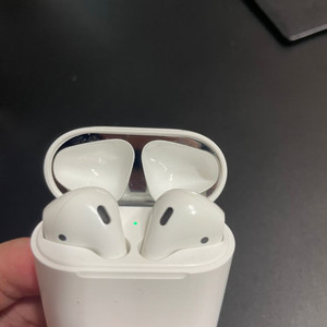 에어팟 2세대 판매합니다.