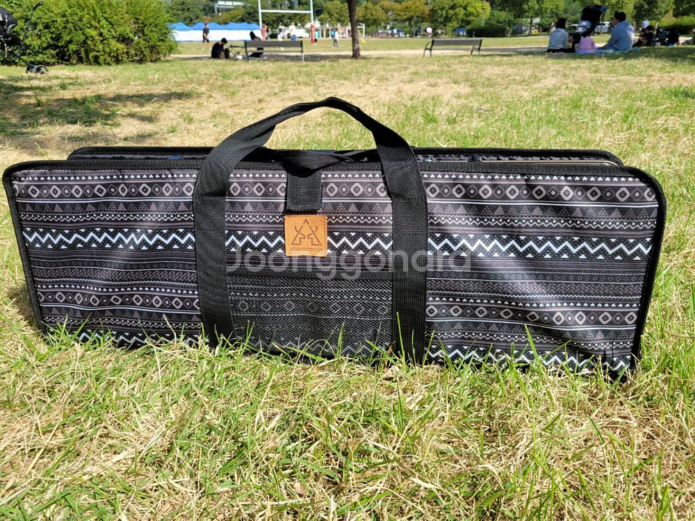 카즈미 키친테이블--0