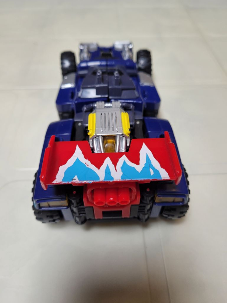 헬로카봇 비트론 (자동차 변신 로봇) 이미지