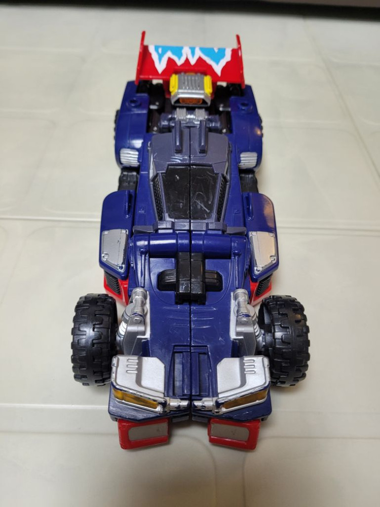 헬로카봇 비트론 (자동차 변신 로봇) 이미지