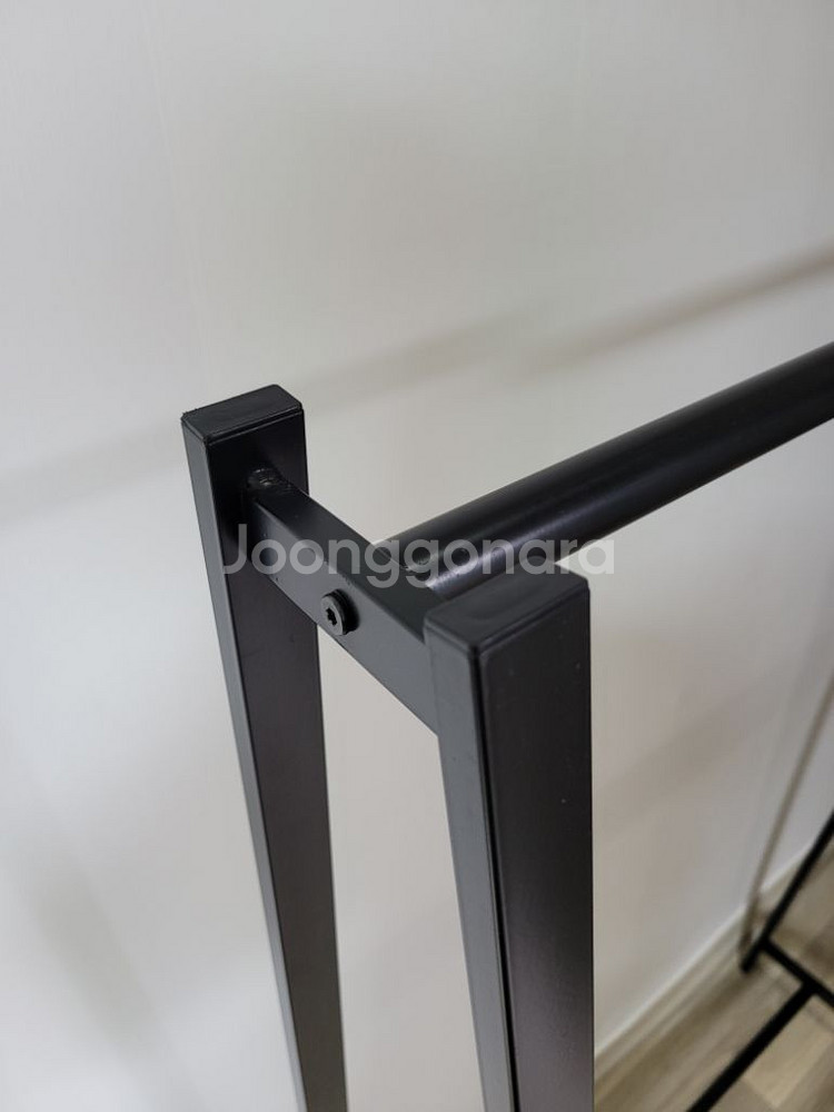 철제 디자인 행거 블랙컬러--3