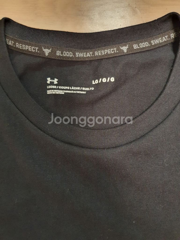 언더아머 프로젝트락 티셔츠 L. 신품급. 2만!--1