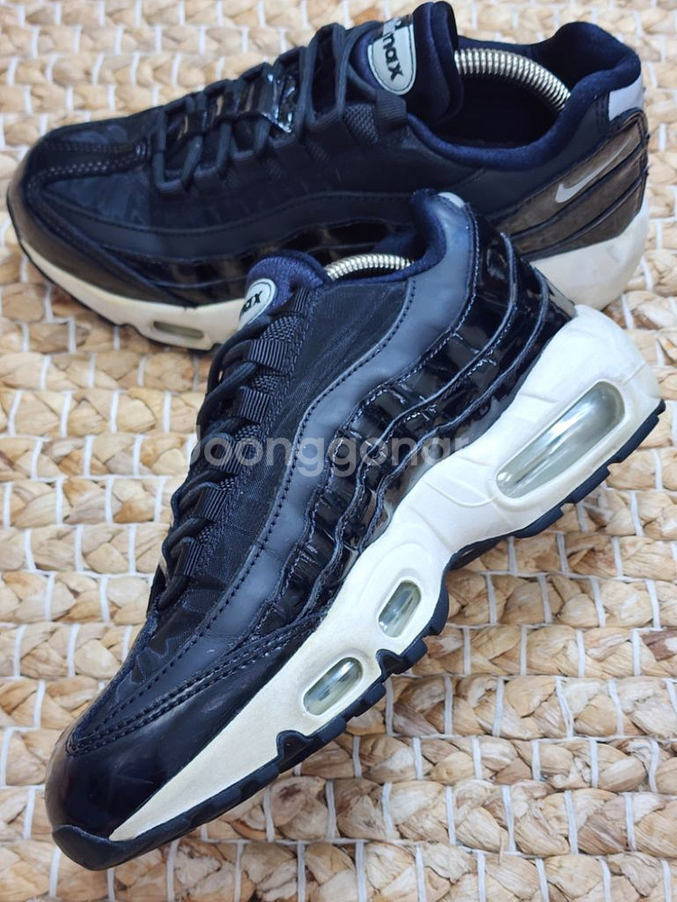 (235)나이키 에어맥스 95 se 프리미엄 스니커즈--5