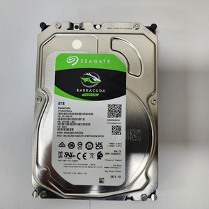 씨게이트 바라쿠다 8TB HDD 판매합니다.
