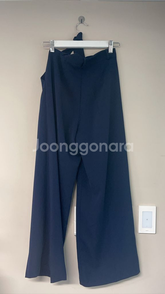 새상품 제곱 오비 언발 트임 슬랙스 네이비 m--3