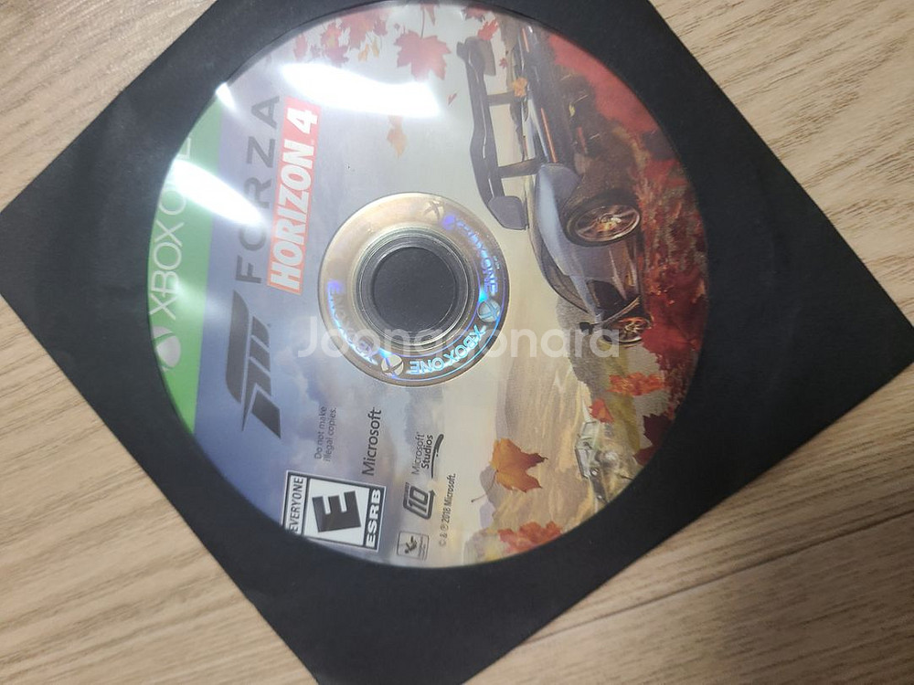 XBOX ONE X 1TB 최고급 액세서리 풀패키지!!--3