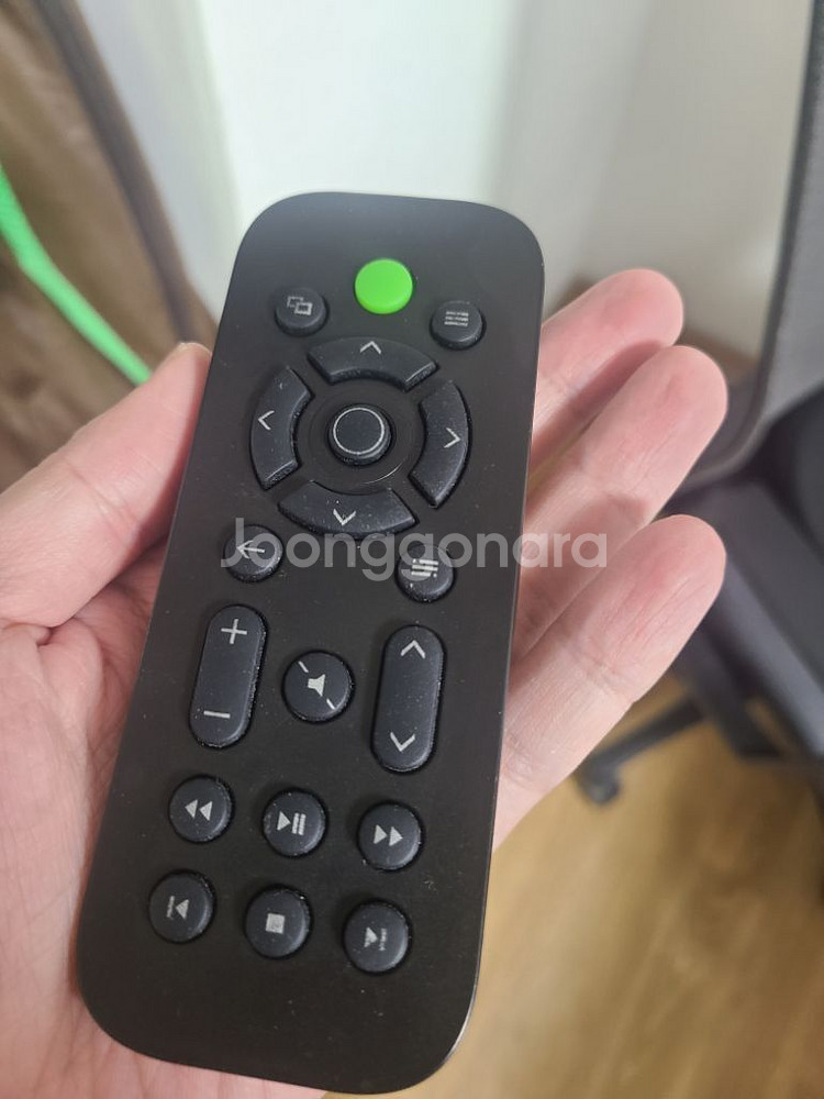 XBOX ONE X 1TB 최고급 액세서리 풀패키지!!--5