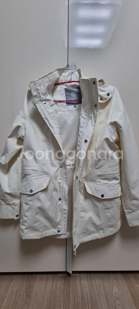 빈폴아웃도어 여성 고어텍스 바람막이--1