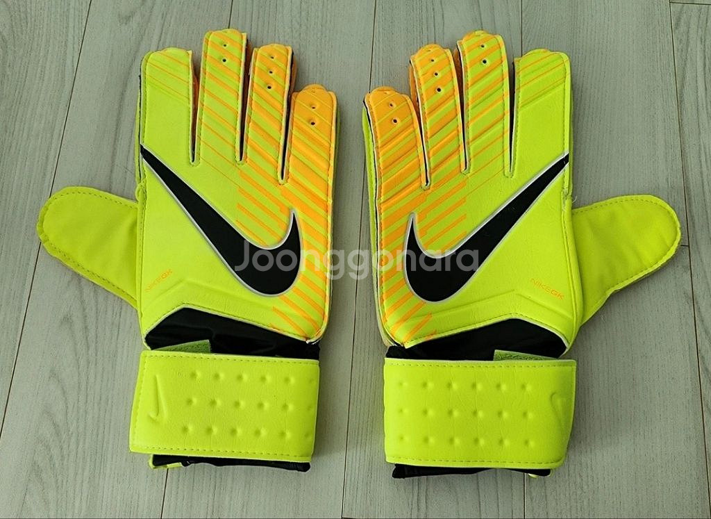 골키퍼 장갑--1