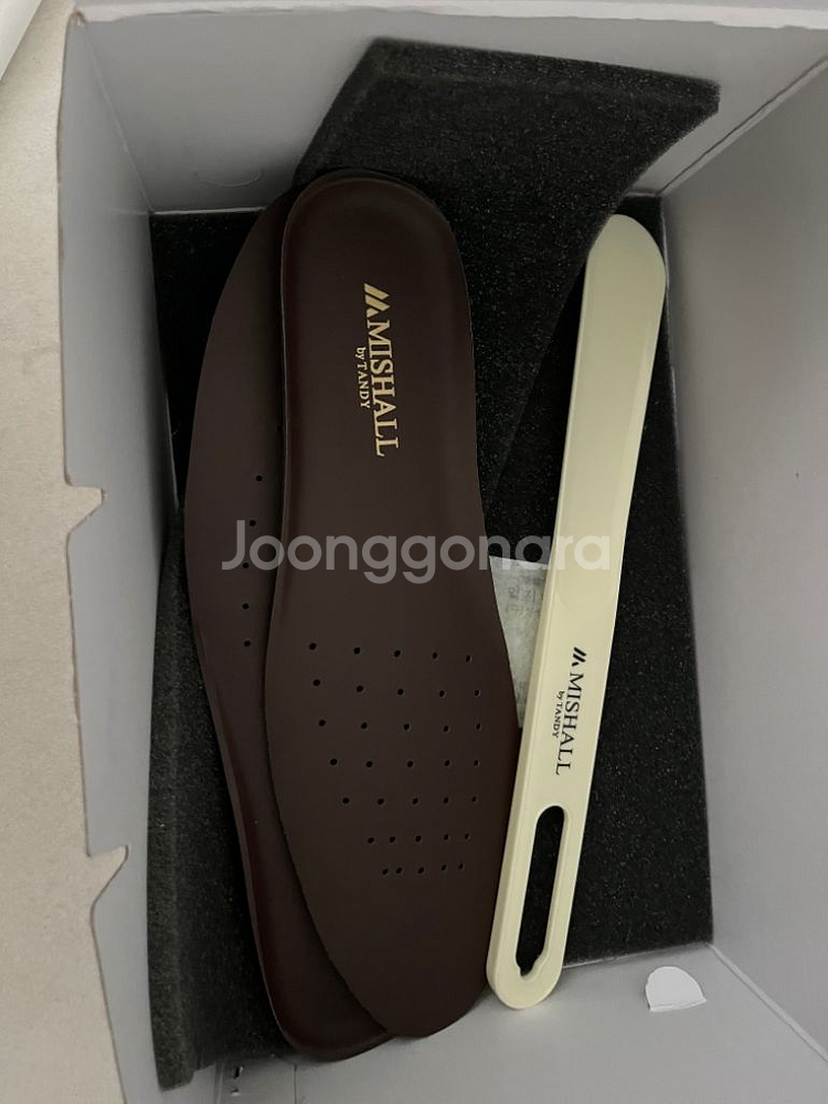 탠디 남성 스니커즈 265[실착1회 박스 구성품 있어요--6