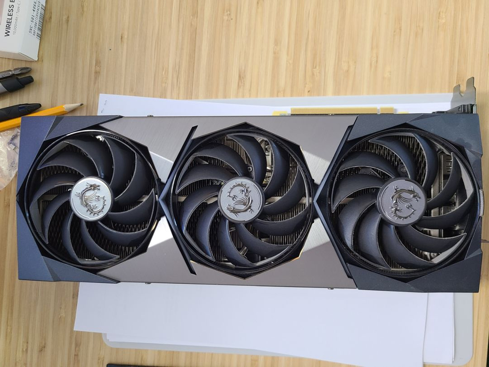 MSI 3080ti 슈프림 그래픽카드--1