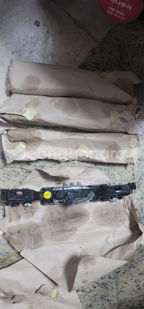 올뉴카니발 3열 레일뭉치 레일 브라켓--0