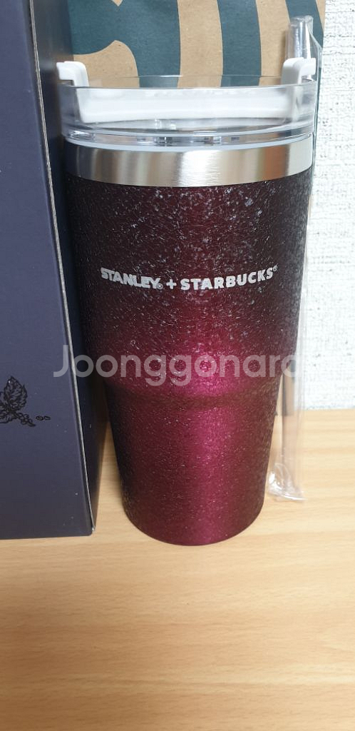 (국내배송) 스타벅스 스탠리 빨대컵--1