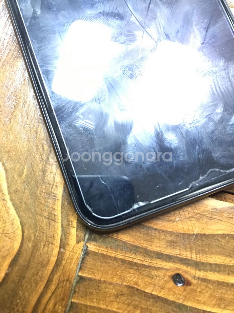 아이폰 11pro 64팝니다(마지막 가격인하)--4