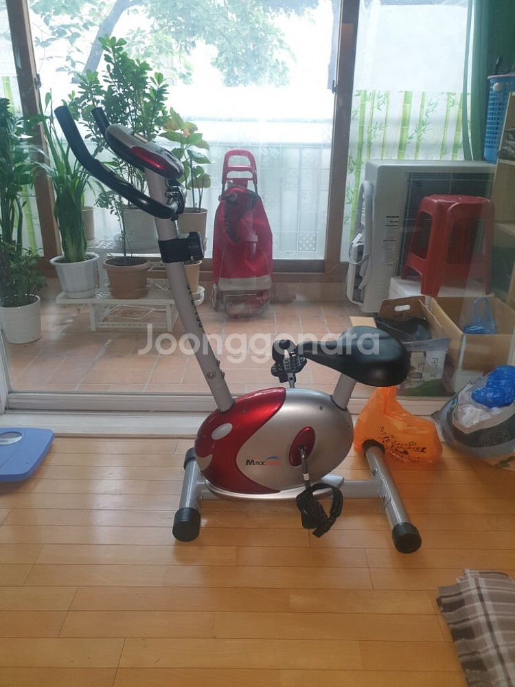 고정식 경량 실내자전거 팔아요--0