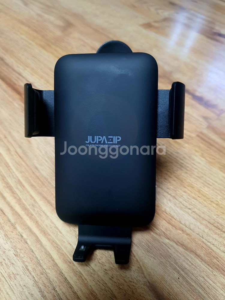 주파집 차량용 무선충전기--0