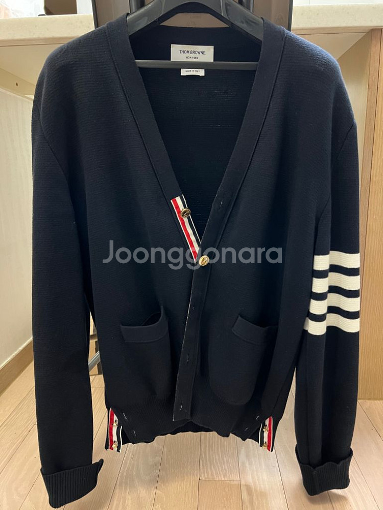 톰브라운 밀라노스티치 가디건 네이비 2사이즈--0