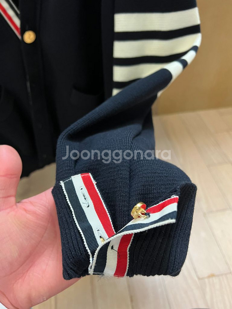 톰브라운 밀라노스티치 가디건 네이비 2사이즈--4