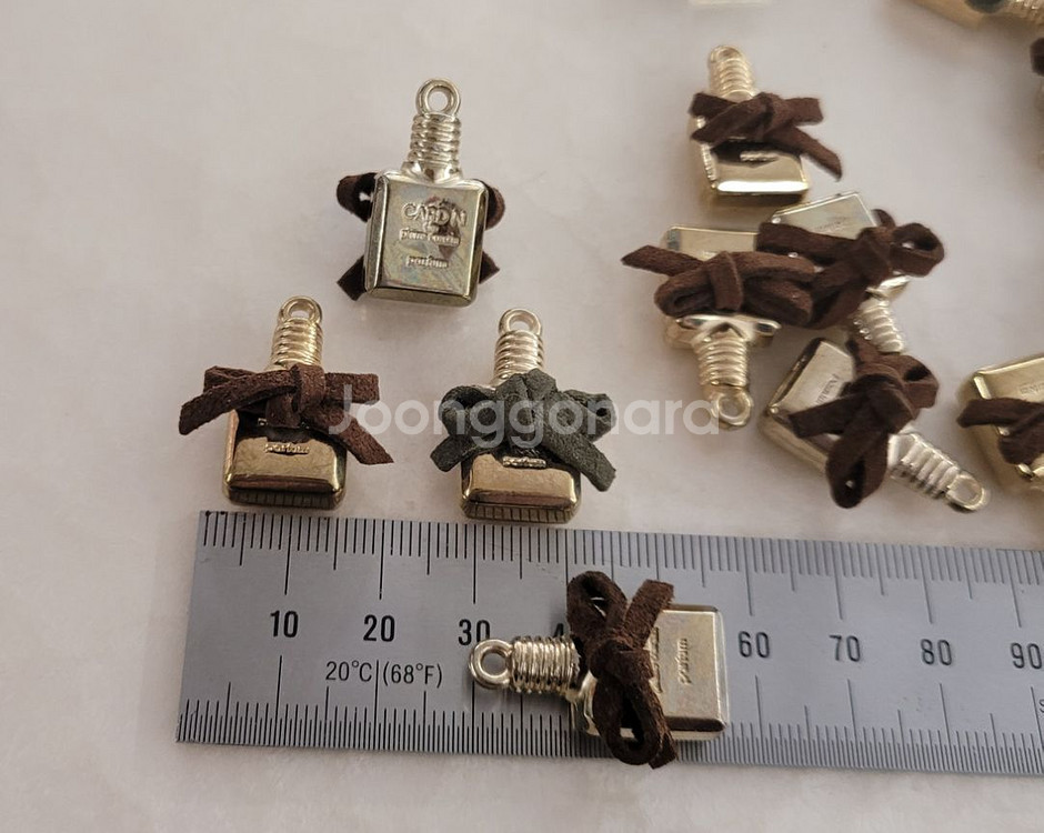 금속장식 빈티지 병장식 2색 25미리 26개 일괄--1