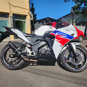 2014 cbr125r 판매합니다