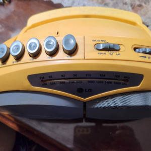 엘지 포터블 라디오 카세트 플레이어 TM-100 판매
