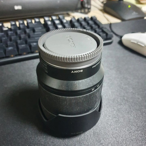 Sony sel2870 번들렌즈