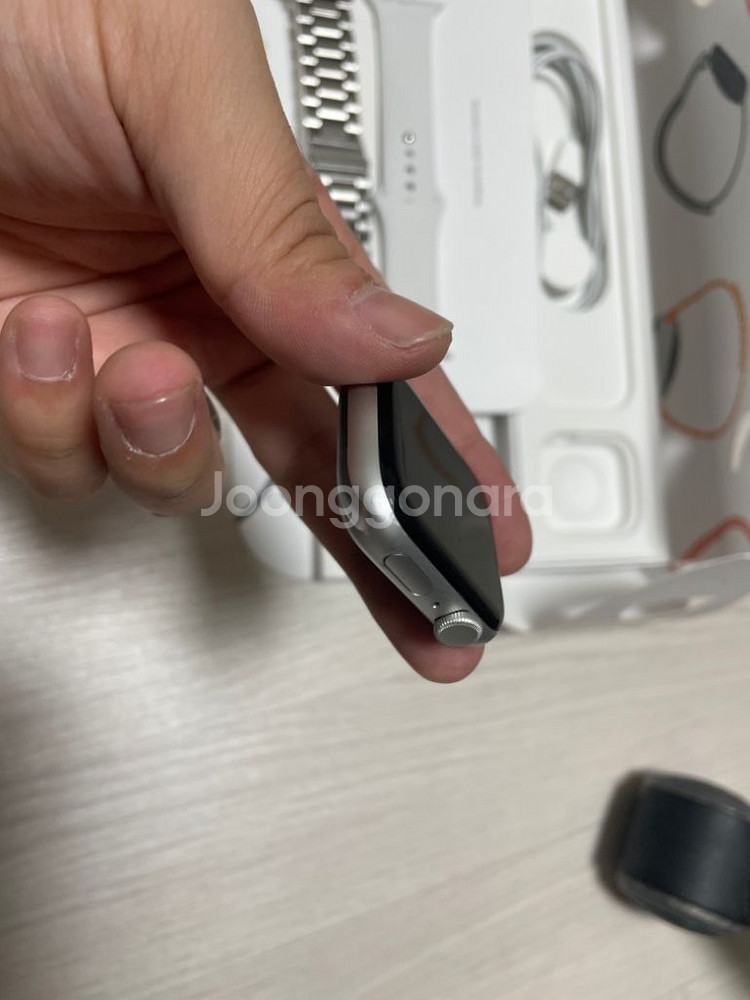 애플워치 se 44mm gps 실버색상 판매합니다~--2