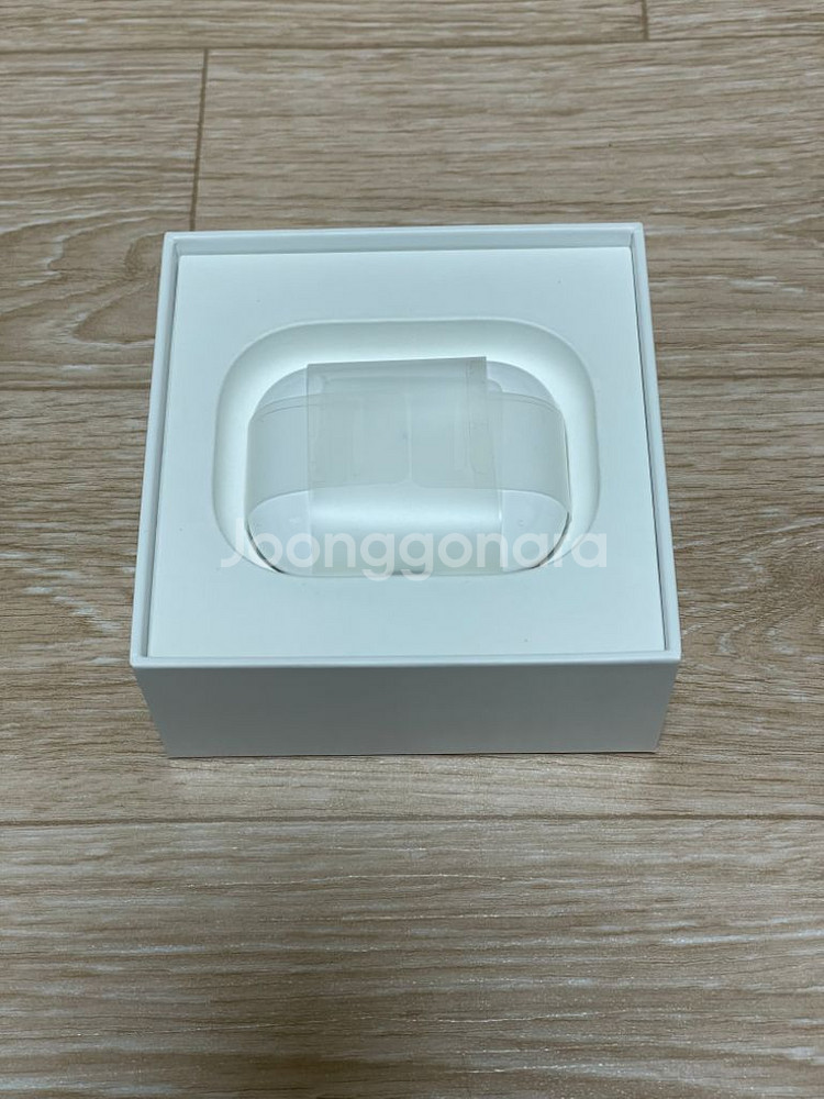 에어팟 프로 오른쪽 유닛 + 케이스 팝니다.--3