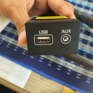 싼타페 더 프라임 USB/AUX 잭 새제품