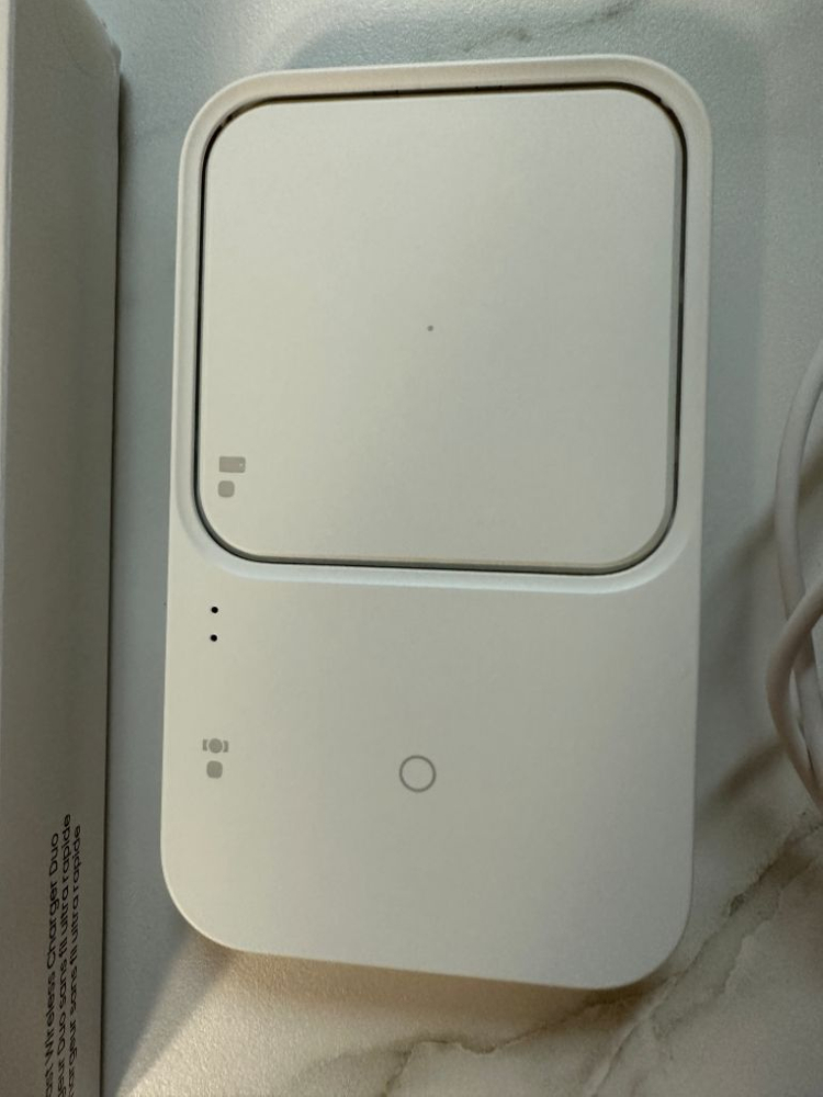 삼성 고속무선충전기 듀오 새제품급--1