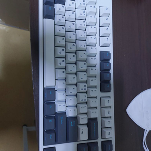 레오폴드 750R PD 갈축 화이트그레이