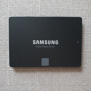 삼성 860 EVO 250G SSD(AS 24년 3월)