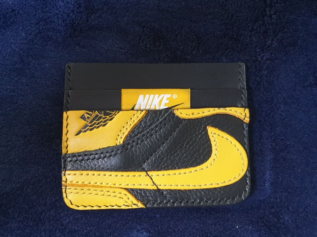 조던1 커스텀 카드지갑 (한정발매) | 중고나라 - 안심되는 중고거래