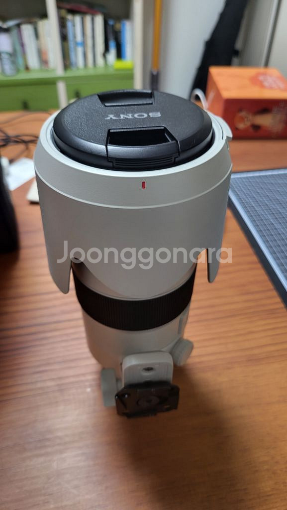S급 소니70200gm 금령렌즈 팝니다.--0