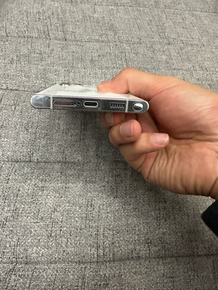 갤럭시s22울트라 자급제 판매합니다--2