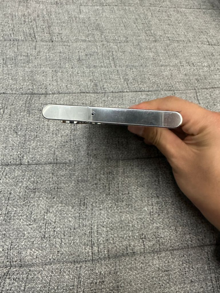 갤럭시s22울트라 자급제 판매합니다--3