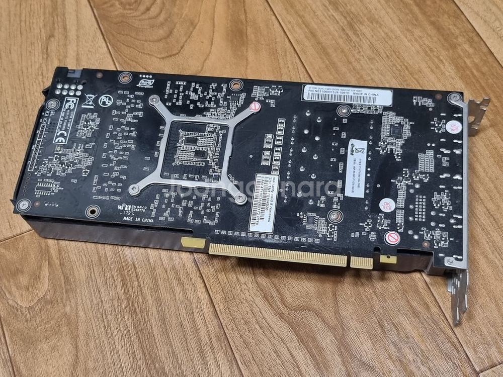 지포스 GTX 1060 6GB--1