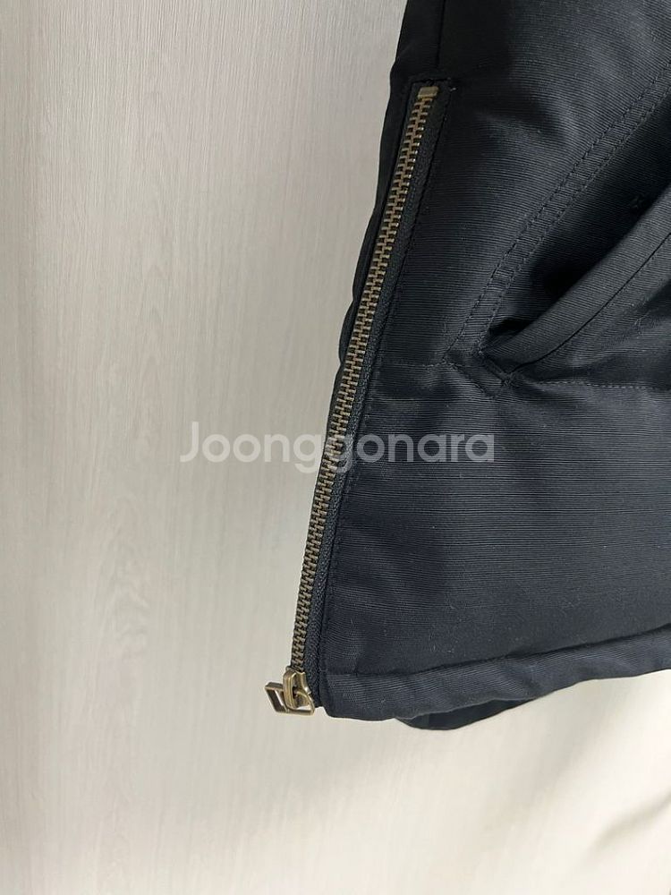 s급 무스너클 여성패딩 판매 합니다.--3