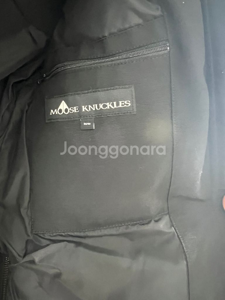 s급 무스너클 여성패딩 판매 합니다.--9
