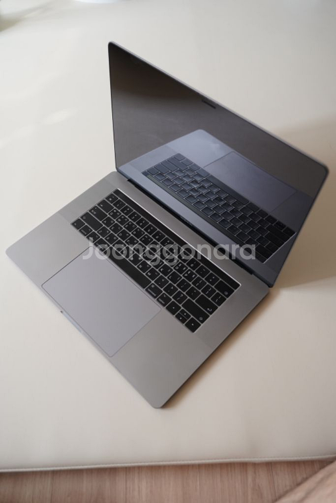 [A급] 맥북 프로 15인치 터치바 512SSD--3