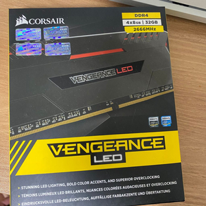 Corsair Vengeance LED DDR4 32G